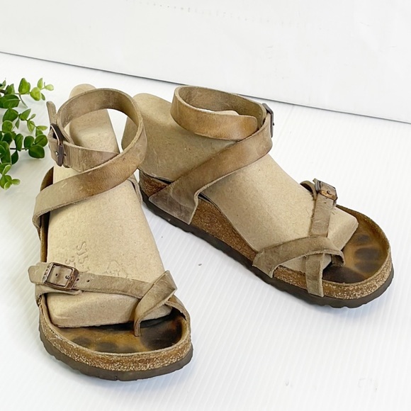 Birkenstock Yara Ankle Strap Leather Sandal (37/6.5) - Picture 3 of 13